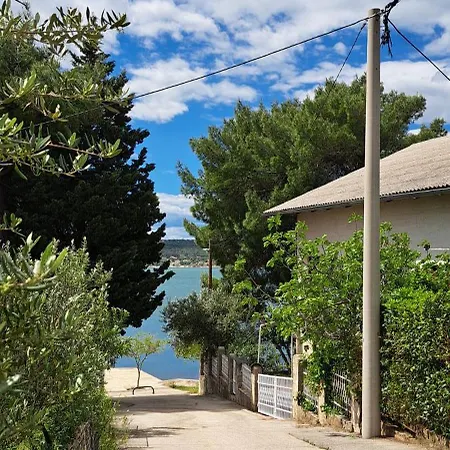 Vikendica Blue Ll 30 Steps From The Krusevo (Zadar)