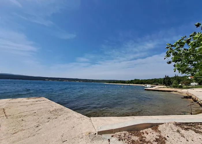 Blue Ll 30 Steps From The