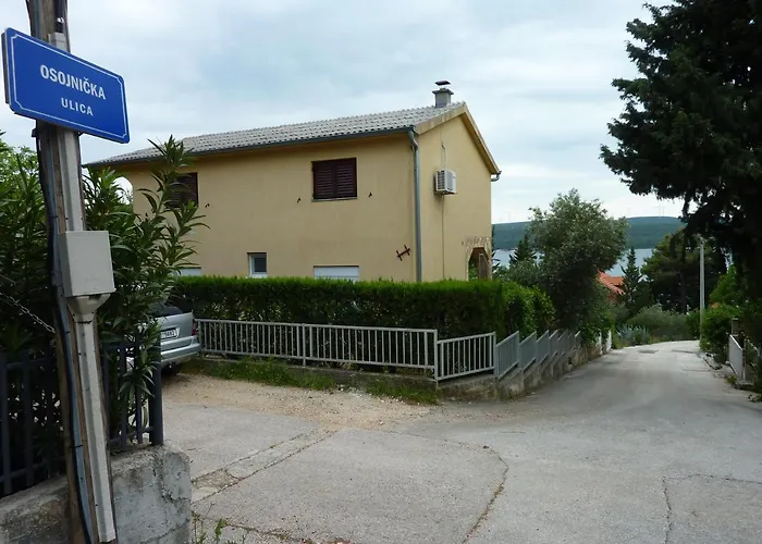 Blue Ll 30 Steps From The Prázdninový dům Kruševo