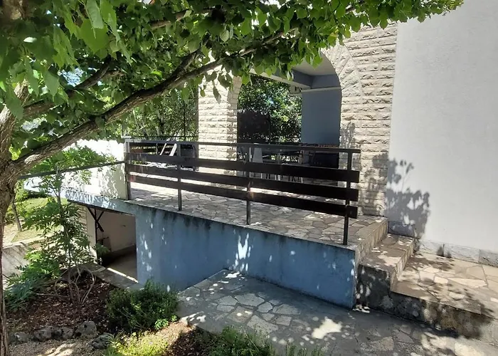 Дом отдыха Blue Ll 30 Steps From The