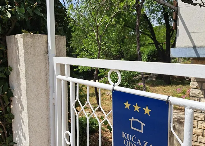 Blue Ll 30 Steps From The Prázdninový dům